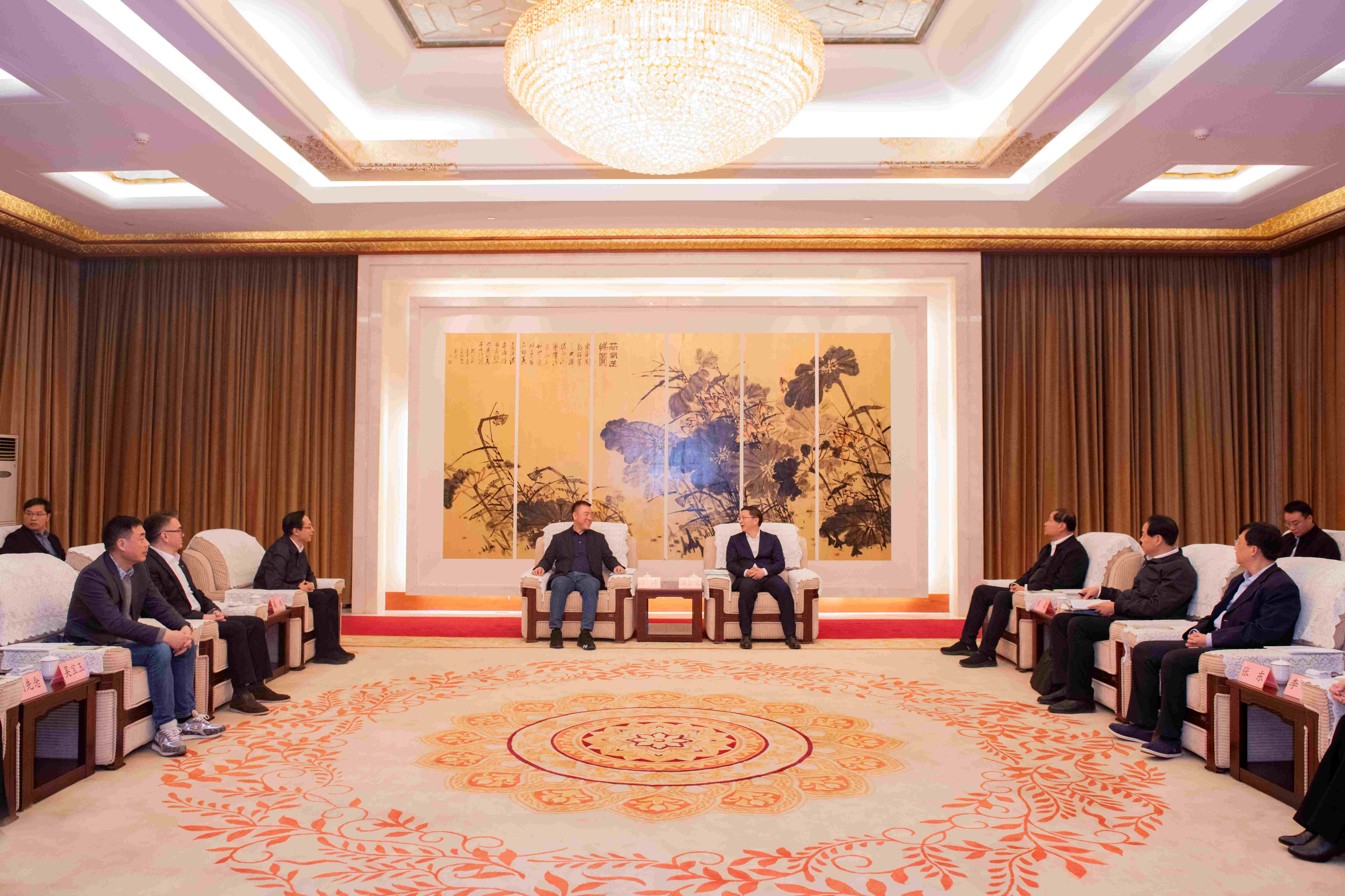 ky开元科技董事长陈涛带领深圳市和惠州市企业家前往济宁市考察交流 